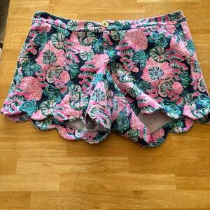 Lilly Pulitzer Pink, Green & Navy Floral Scallop Hem Shorts